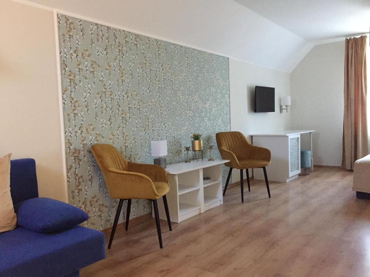 빌라니 Kikerics Vendeghaz B&B 외부 사진