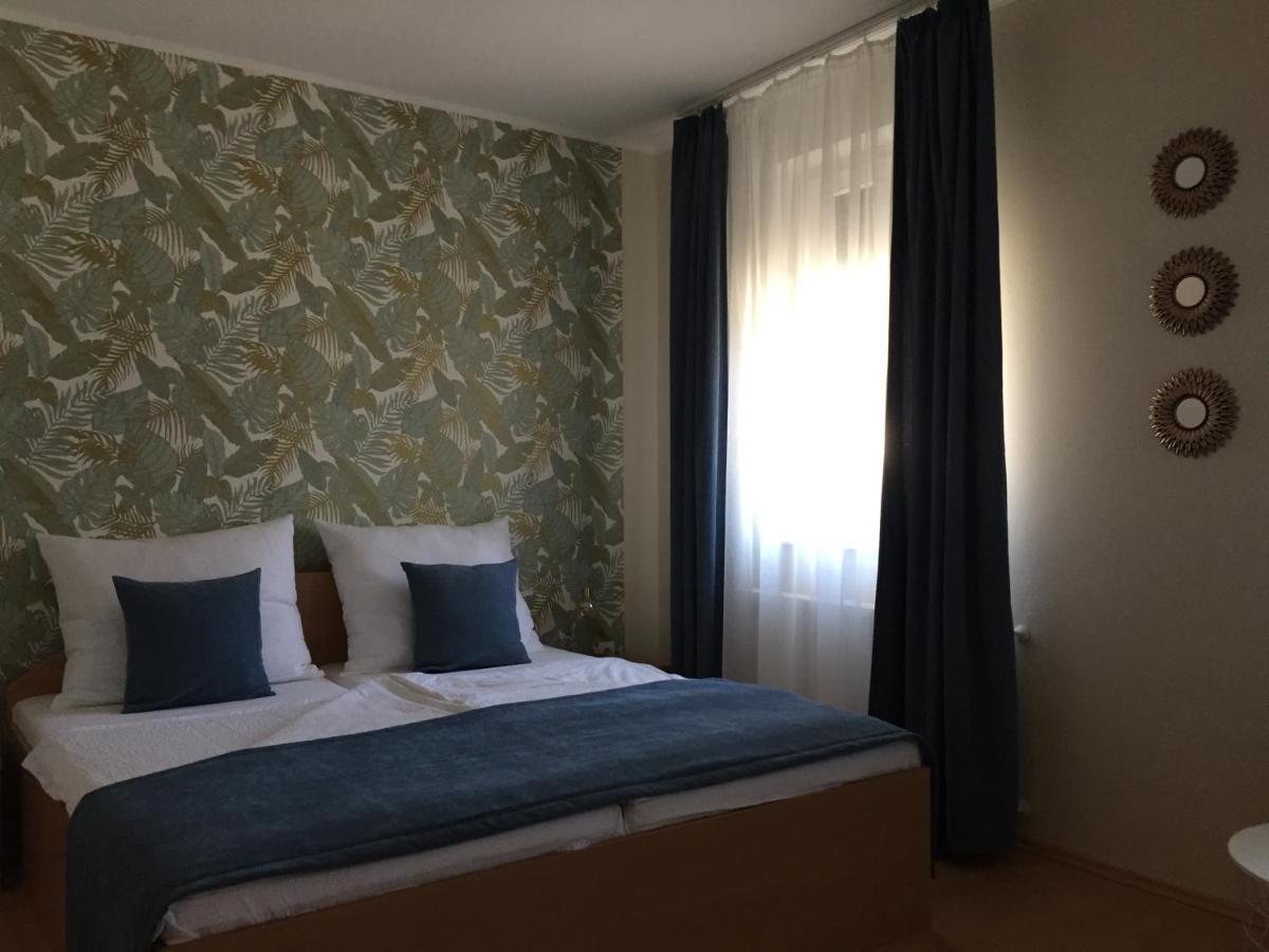 빌라니 Kikerics Vendeghaz B&B 외부 사진