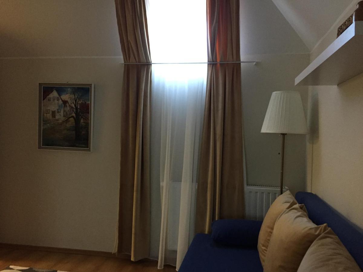 빌라니 Kikerics Vendeghaz B&B 외부 사진