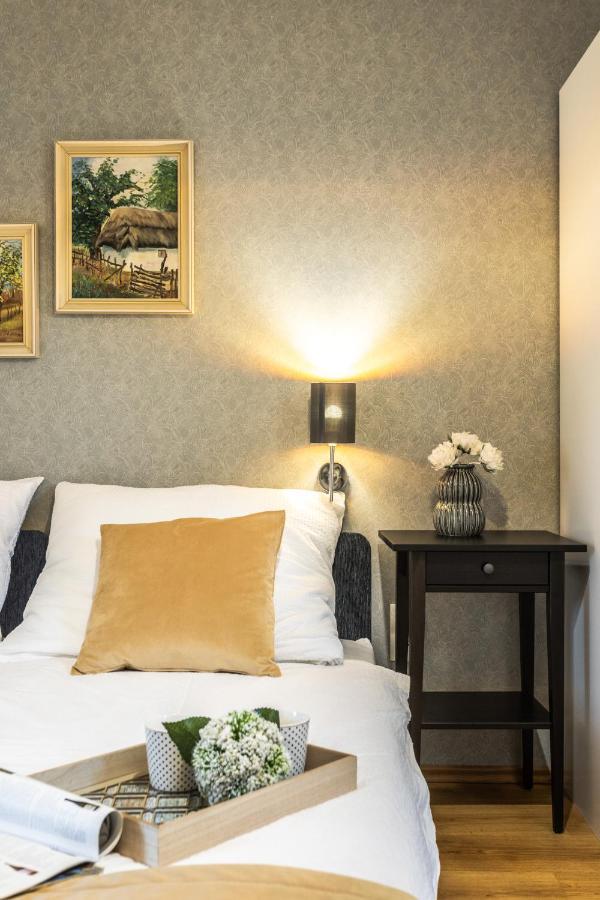 빌라니 Kikerics Vendeghaz B&B 외부 사진
