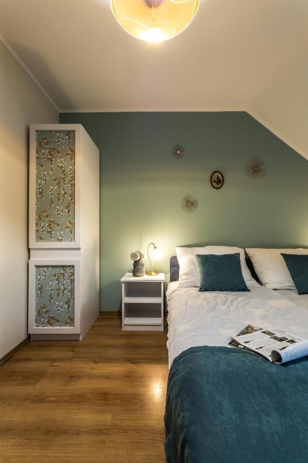 빌라니 Kikerics Vendeghaz B&B 외부 사진