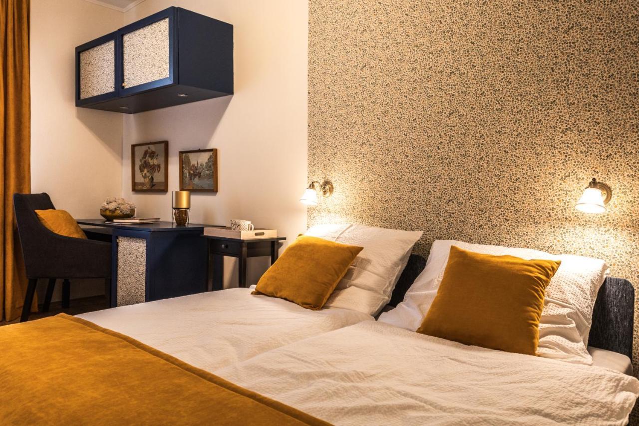 빌라니 Kikerics Vendeghaz B&B 외부 사진